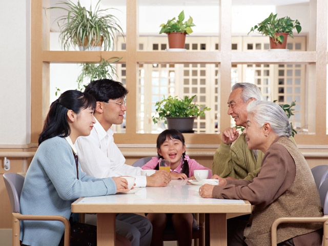 ���A�a�͉Ƒ��Ŏx����